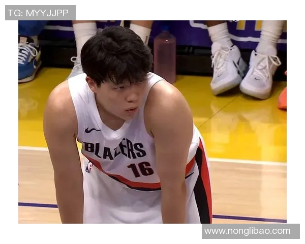 开拓者签下新秀球员,内线实力全面升级